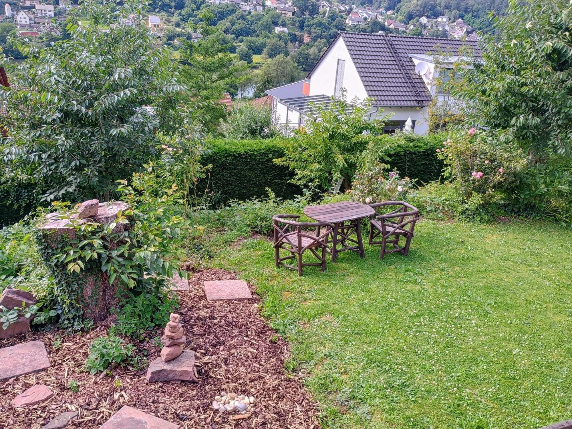 شقة Sleep&Chill - Ruhige Uebernachtung Mit Main-Blick Neustadt am Main المظهر الخارجي الصورة